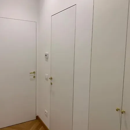 Apartment Incantevole Nel Cuore Di Milan